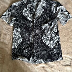 Express Men’s textured floral shirt